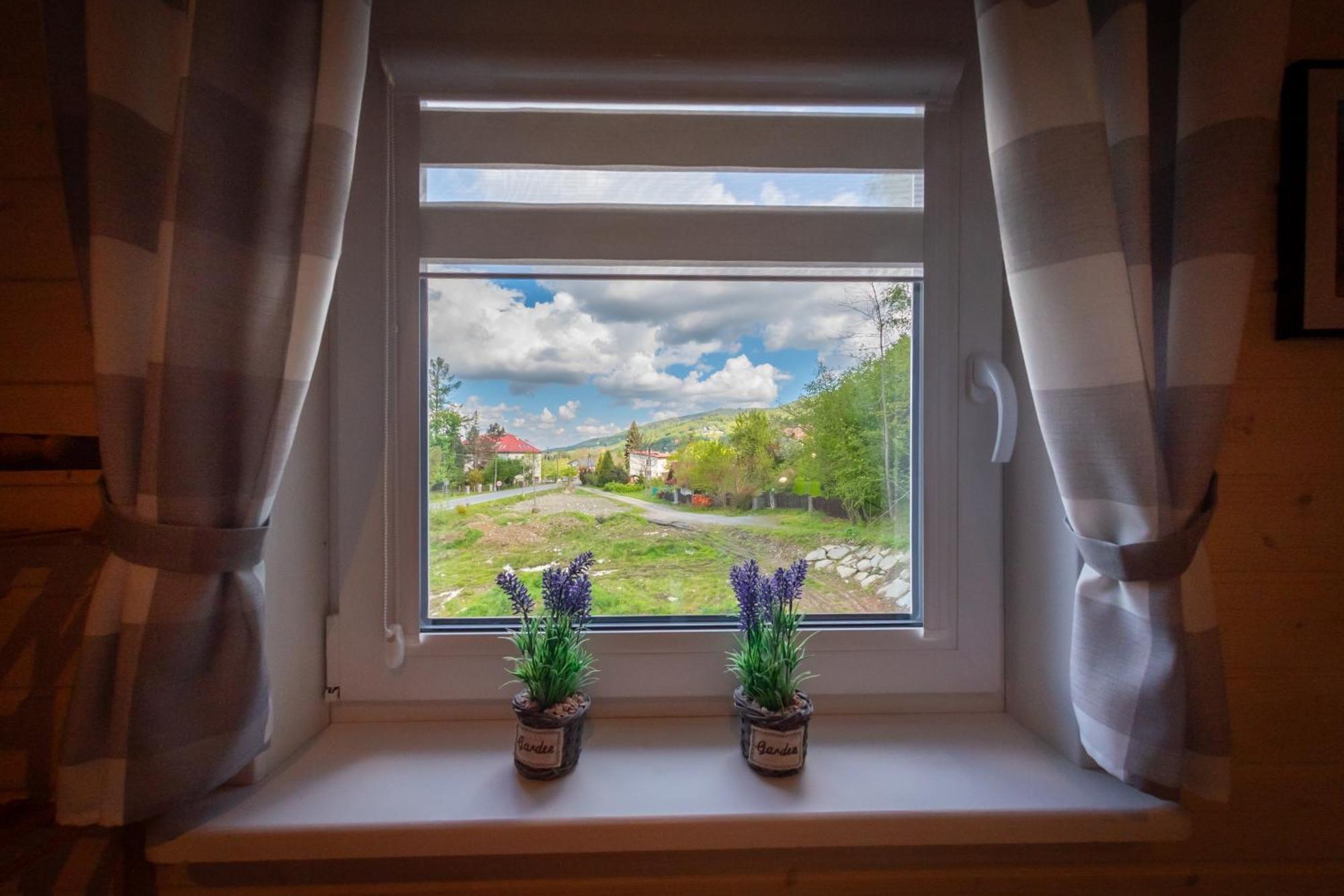 Domki U Sosny - Nowoczesne Domki Na Wylacznosc, Spokojna Okolica Blisko Lasu I Szlaku, 1,2 Km Od Centrum Brennej Brenna Esterno foto