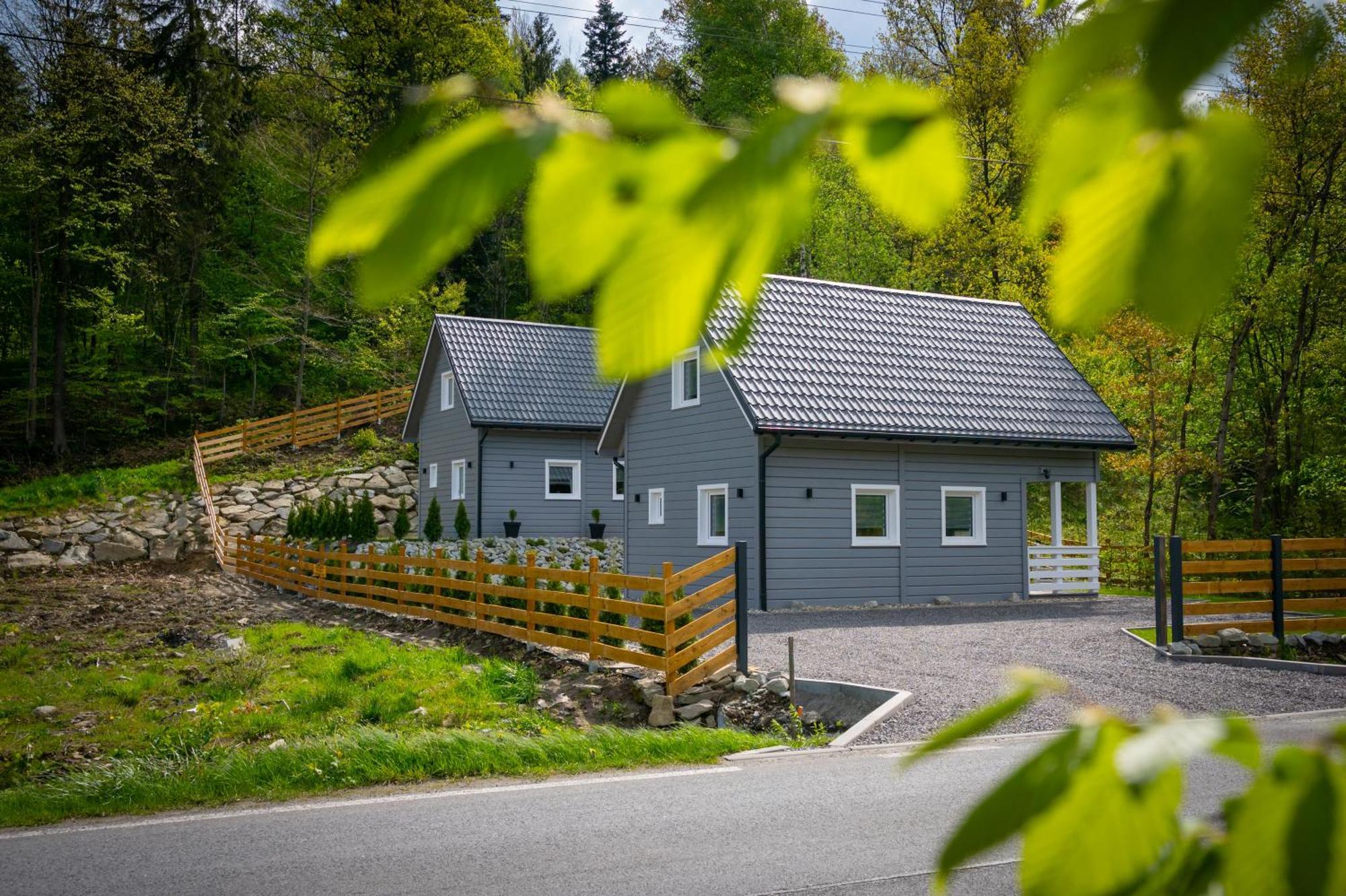 Domki U Sosny - Nowoczesne Domki Na Wylacznosc, Spokojna Okolica Blisko Lasu I Szlaku, 1,2 Km Od Centrum Brennej Brenna Esterno foto